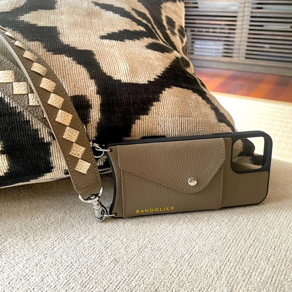 Bandolier Hailey Case! Like new!